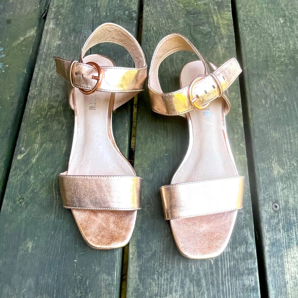 Chelsea Crew Rose Gold Flat Leather Sandals Size 7